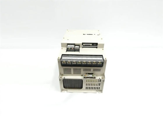 SGDH-1AAE Servo Drives Yaskawa ολοκαίνουργια σε αρχικό κουτί 230V