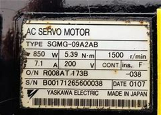 Υπηρετικός κινητήρας Yaskawa Sigma SGMG-09A2AB Νέος πρωτότυπος σε κουτί