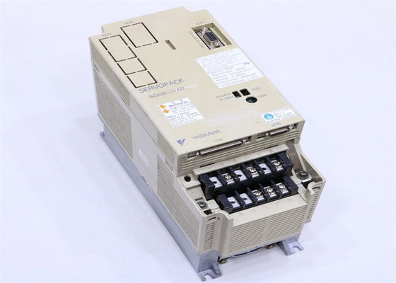 Η Yaskawa SGDB-15AD Industrial Servo Drive είναι ολοκαίνουργιο αρχικό κουτί.
