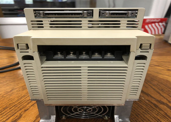SGDB-15ADG-P AC Servo Drive ολοκαίνουργια Yaskawa στο αρχικό κουτί