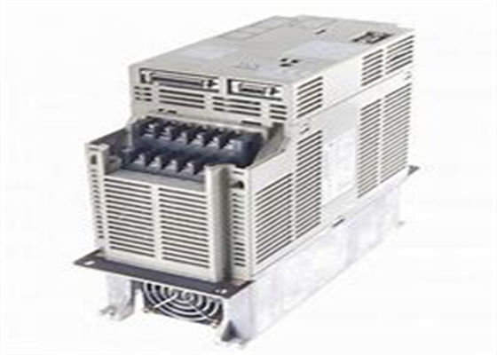 Η Yaskawa Original New SGDB-15AN-P Servo Drives είναι ολοκαίνουργια σε κουτί.