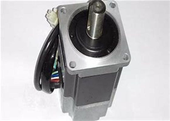 Η Yaskawa SGML-02AF14 Σειρά Σερβοκινητήρα ολοκαίνουργια στην αρχική