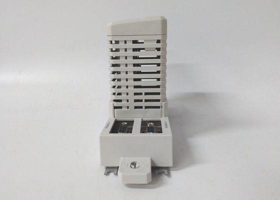 Μονάδα πεδού EI801F 3BDH000015R1 Ethernet