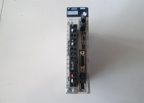 Η Yaskawa SGDV-1R6A25A 200v AC Servo Drives ολοκαίνουργιο αρχικό κουτί
