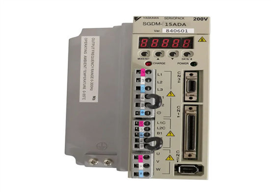 Η Yaskawa SGDM-15ADA 200V AC Servo Drives είναι ολοκαίνουργια στο αρχικό κουτί.