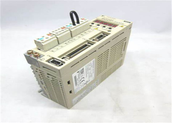 Yaskawa SGDP-04APA AC Servo Drives ολοκαίνουργια βιομηχανία πρωτότυπο