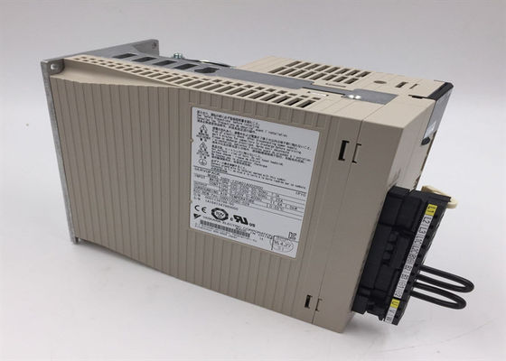 SGDV-200A01A0020 Servo Drives Yaskawa ολοκαίνουργια στο αρχικό κουτί