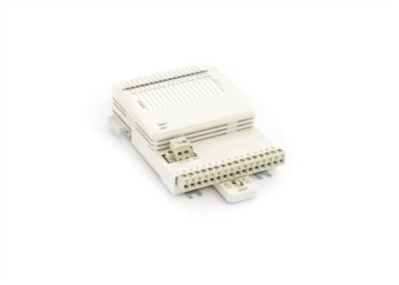 DI801 3BSE020508R1 Μονάδα υπερβολικής τροφοδοσίας 6 mA ρεύμα εισόδου 18-30V εύρος εισόδου