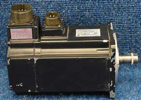 200W Yaskawa Βιομηχανικός κινητήρας AC USAGED-02C22K ολοκαίνουργιος