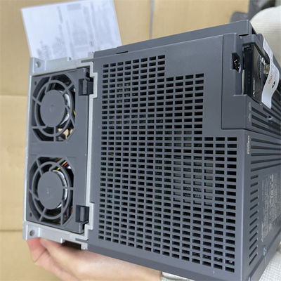 ΜΙΤΣΥΜΒΙΣΙ MR-J4 Βιομηχανική τροφοδοσία 7KW για ακριβή έλεγχο