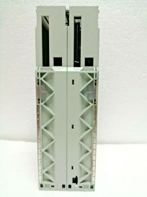 Schneider 140CPU65160S Βιομηχανικές τροφοδοσίες