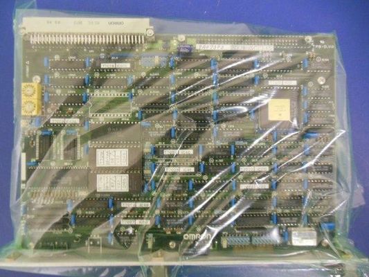 Ο κινητήρας σέρβο άξονα Omron 3G8B3-CL001 για αυτόματη μηχανή