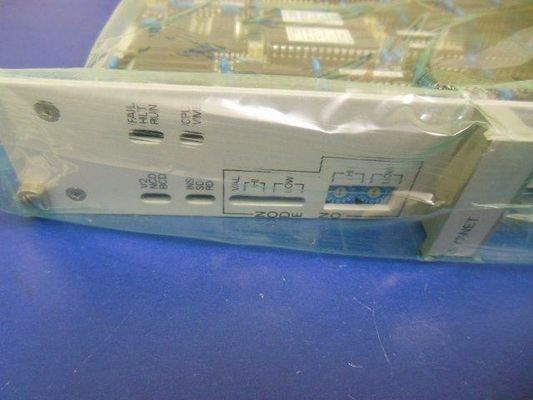 Ο κινητήρας σέρβο άξονα Omron 3G8B3-CL001 για αυτόματη μηχανή