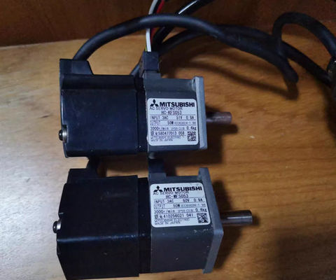 HC-KFS053 Κινητήρας σερβο Mitsubishi Motors-AC σερβο Χαμηλή αδράνεια 50W σερβοκίνηση