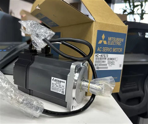 Μηχανή HC-KFS73 750W 103V 5.6A Απόδοση 750W IP55 3.0KG