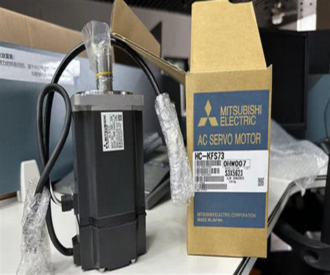 Μηχανή HC-KFS73 750W 103V 5.6A Απόδοση 750W IP55 3.0KG