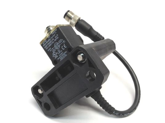 Διορισμός ρεύματος 10A (AC) / 800mA (DC) Εναλλακτής περιορισμού δράσης ρήγματος DPDT για βιομηχανικές εφαρμογές