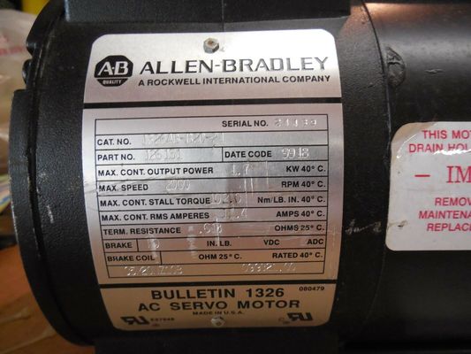 Υπηρετικοί κινητήρες της σειράς AB 1326AB-B2C-21 Torque Plus για την τροχιά 1391-DES AC