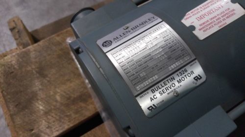 Υπηρετικοί κινητήρες της σειράς AB 1326AB-C2E-11 Torque Plus για την τροχιά 1391-DES AC