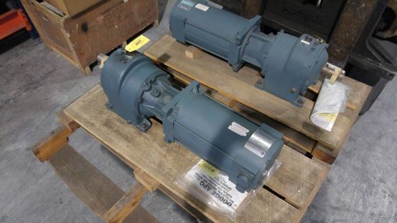 Υπηρετικοί κινητήρες της σειράς AB 1326AB-C2E-11 Torque Plus για την τροχιά 1391-DES AC