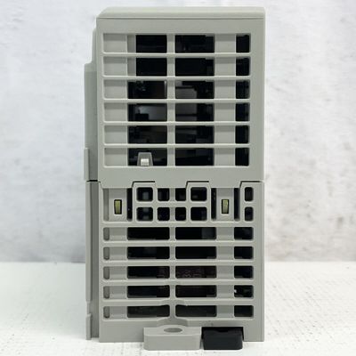ALLEN-BRADLEY 1769-L30ERM IP20 συμμορφούμενη μακροχρόνια μπαταρία για αναμεταδιδόμενο ασφαλείας