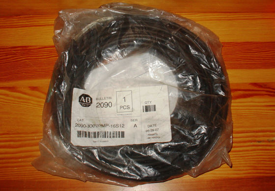 ALLEN-BRADLEY 2090-XXNPMP-16S12 MP-Series 12 m μήκος καλώδιο ρεύματος