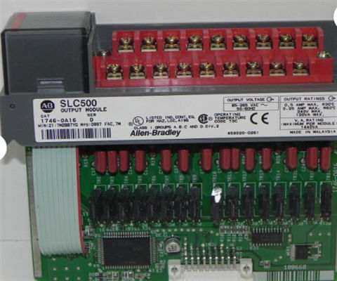 Μονάδα εξόδου Allen-Bradley 1746-OA16 με σειρά SLC 500, ψηφιακή
