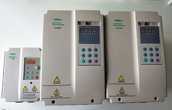 Εμέρσον EV2000-4T0220G/0300P μετατροπέας 22/30KW για βιομηχανικές εφαρμογές