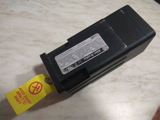 Αλεν-Μπράντλεϊ MPL-B230P-VJ72AA MPL σειρά MPL 480V AC περιστρεφόμενος ελεγκτικός κινητήρας