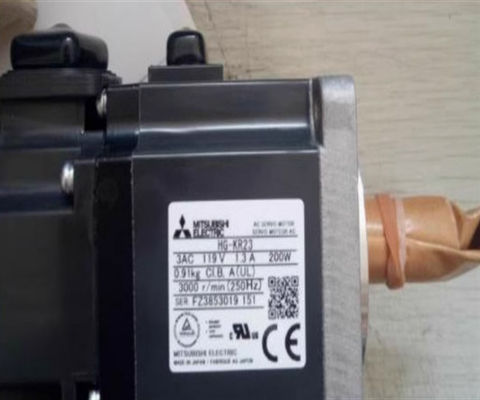 Mitsubishi HC-SFS103B Σερβοκινητήρας AC Σερβοενισχυτής για βιομηχανικές εφαρμογές
