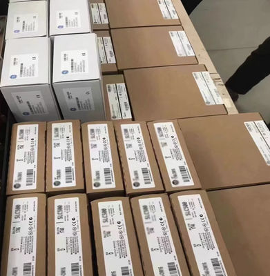 1B30023H01 Westinghouse OVATION Erminal Module Αρχική εισαγωγή έτοιμη για αποστολή