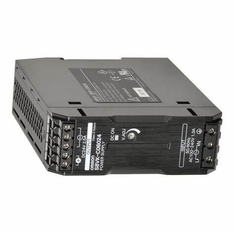 Εσωκλειόμενη DIN σειρά ραγών 60W S8VK παροχής ηλεκτρικού ρεύματος ρεύμα-συνεχές ρεύμα OMRON S8VK-C06024 24V 2.5A 85-264V