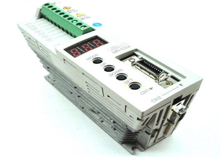 Της MITSUBISHI βιομηχανικό Drive ΕΝΙΣΧΥΤΏΝ κ.-C10A 100W 200-230V 50/60Hz 0.85A εναλλασσόμενου ρεύματος ΣΕΡΒΟ ΝΈΟ