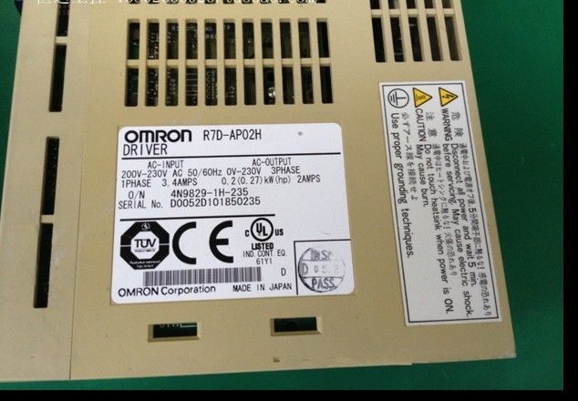 Το σερβο φορτίο 200 ανεφοδιασμού 1.6A 200V εναλλασσόμενου ρεύματος 200VAC OMRON R7D-BP02HH πλαίσια W τοποθετεί