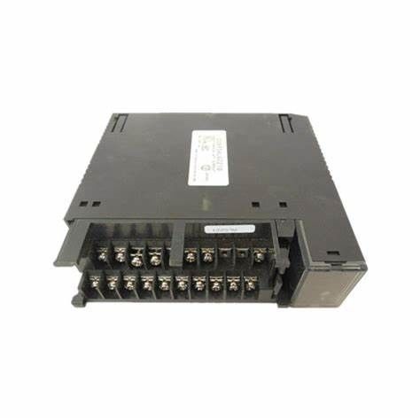 Παραγωγή της Γερμανίας IC693ALG221 +5 VDC για να οδηγήσει τα στοιχεία κυκλώματος απομόνωσης 0 έως 20 milliamps ή 4 έως 20 milliamps