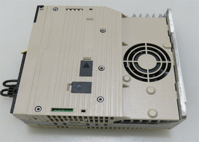 Yaskawa ολοκαίνουργια SGDV-3R8A01A AC Servo Drive στο αρχικό κουτί