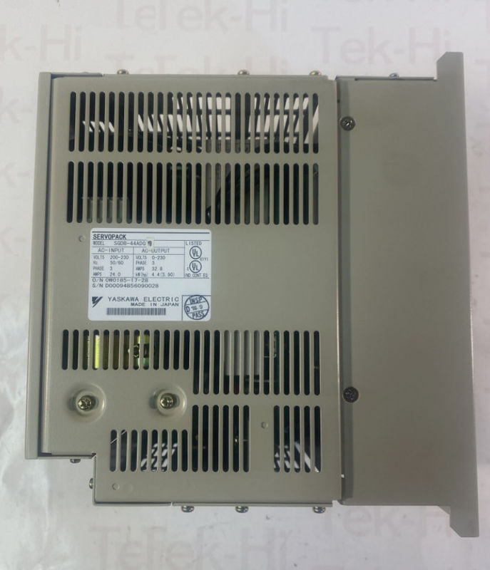 Yaskawa SGDB-44ADG-P 200-230 V AC Εισαγωγή 3 Φάσεων Εισαγωγή/Εξαγωγή 4,4 kW (5,90 HP) Έκδοση