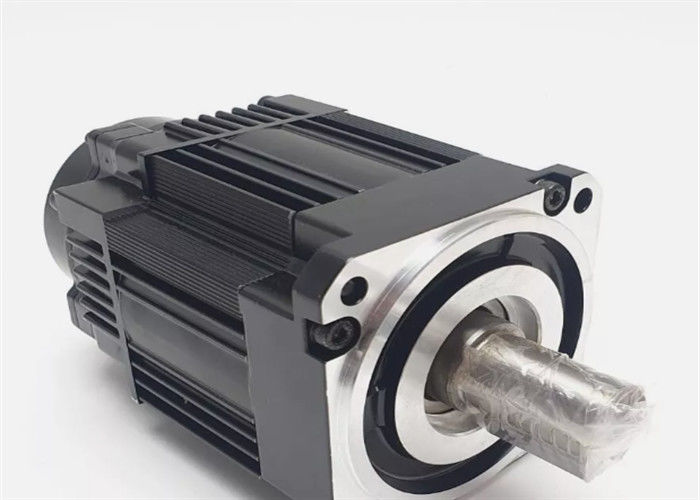 Νέος κινητήρας 220V της Yaskawa SGM7A-50AFA61 στην αρχική έκδοση