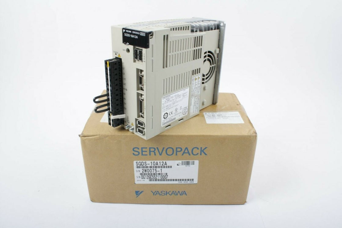 Η Yaskawa Sigma 3 Series Servo Drive SGDS-10A12A ολοκαίνουργια σε κουτί