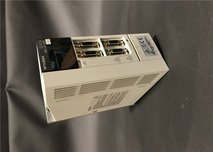 Μητσουμπίσι Ηλεκτρικός Βιομηχανικός 600W 3Φάσης AC Υπηρετικός ενισχυτής MR-J2-60D-S24 170V 3.6A