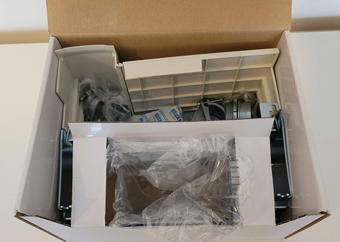 ABB 3AUA0000023888 MUL1-R4 NEMA1 kit (R4) - MUL1 Καθαρό βάρος προϊόντος 1,738 kg