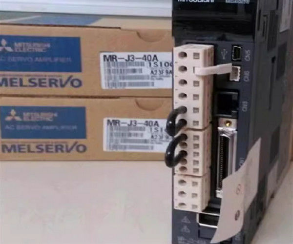 Εναλλασσόμενο ρεύμα 3 ενισχυτής Mitsubishi κ.-J3 κ.-j3-200B 2KW φάσης 200 έως 230 Β