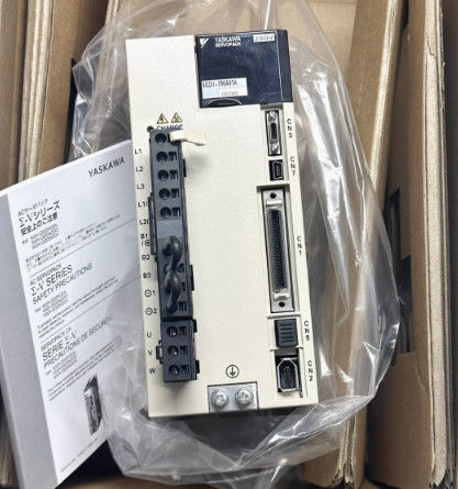 Yaskawa Drive SGDV-5R5A01A/11A SGDV-7R6A01A/11A με εγγύηση ενός έτους σε απόθεμα